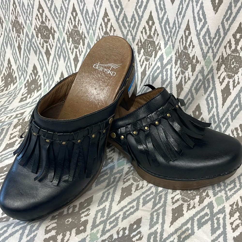 NEW Dansko Deni Black Leather Fringe Heeled Clogs size 40